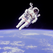 «Спецодежда» космонавта: 5 фактов о космическом скафандре